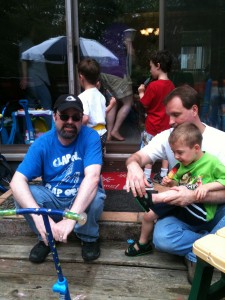 Grant hangs out while the boys enjoy their popsicles.